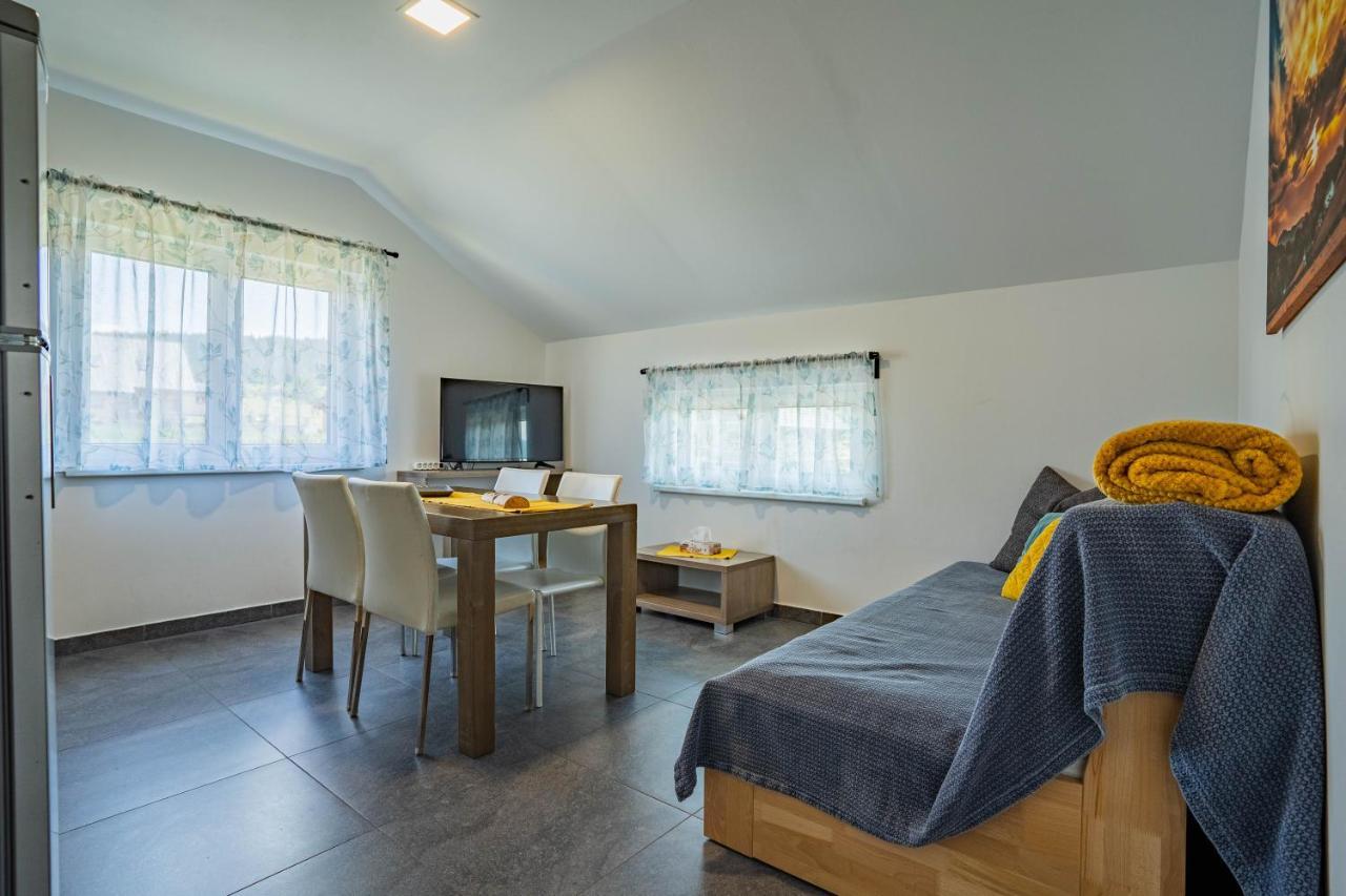 Apartmány Pod Sjezdovkou Abertamy Esterno foto